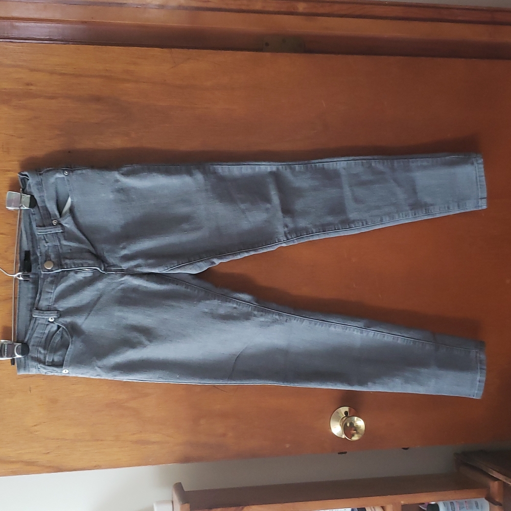 Forever 21 grey jeans, size 28